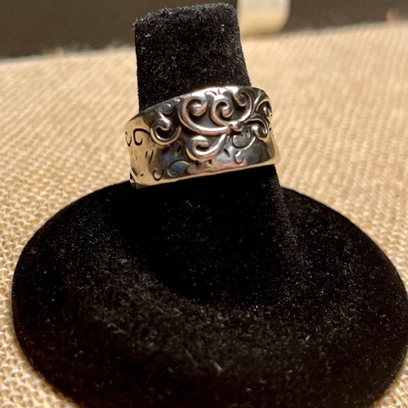 Silpada “Poseidon” Ring - Picture 4 of 11